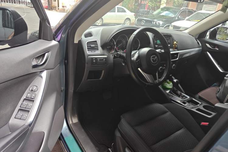 Used Mazda CX-5 2015 2.0L Automatic Two-Wheel Drive Urban Version Driver Seat