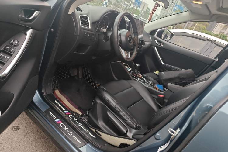 Used Mazda CX-5 2015 2.0L Automatic Two-Wheel Drive Urban Version Driver Seat