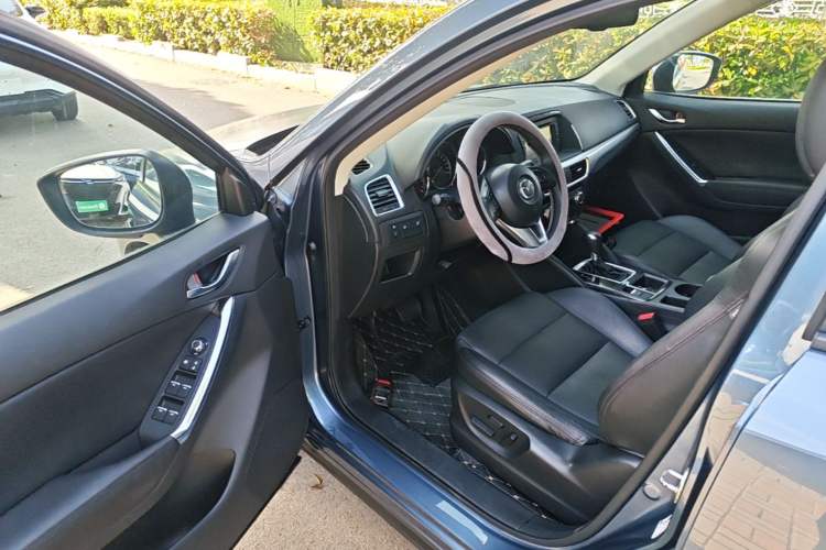 Used Mazda CX-5 2015 2.0L Automatic 4x4 Luxury Edition Driver Seat