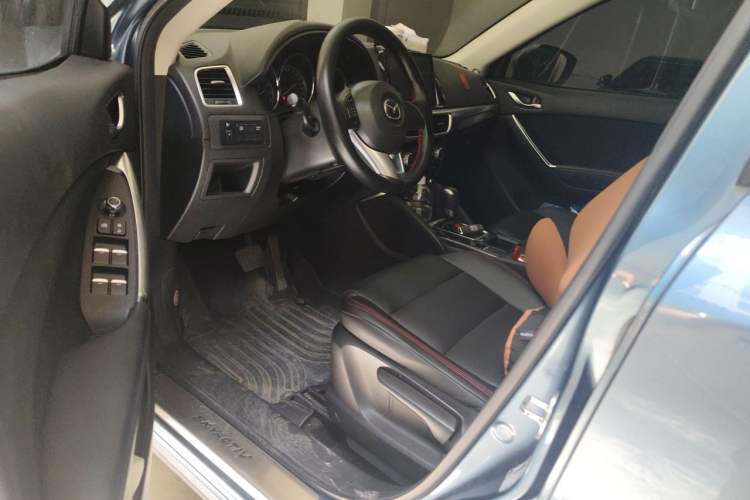 Used Mazda CX-5 2015 2.0L Automatic Two-Wheel Drive Urban Version Driver Seat