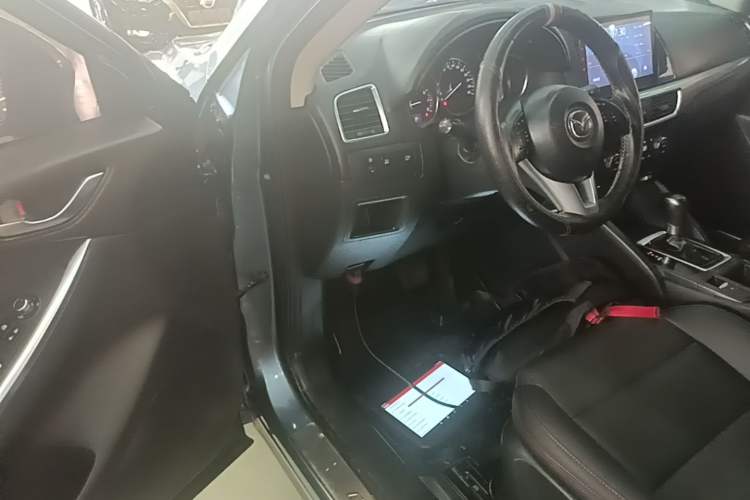 Used Mazda CX-5 2015 2.0L Automatic Two-Wheel Drive Urban Version Driver Seat