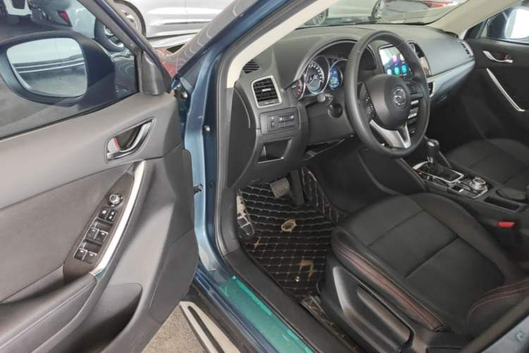 Used Mazda CX-5 2015 2.0L Automatic Two-Wheel Drive Urban Version Driver Seat