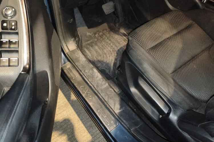 Used Mazda CX-5 2015 2.0L Automatic Two-Wheel Drive Urban Version Driver Seat