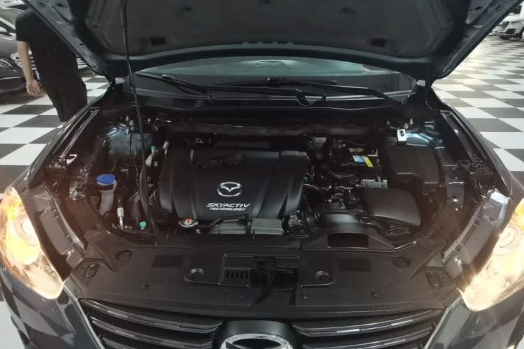 Used Mazda CX-5 2015 2.0L Automatic Two-Wheel Drive Urban Version Engine Bay