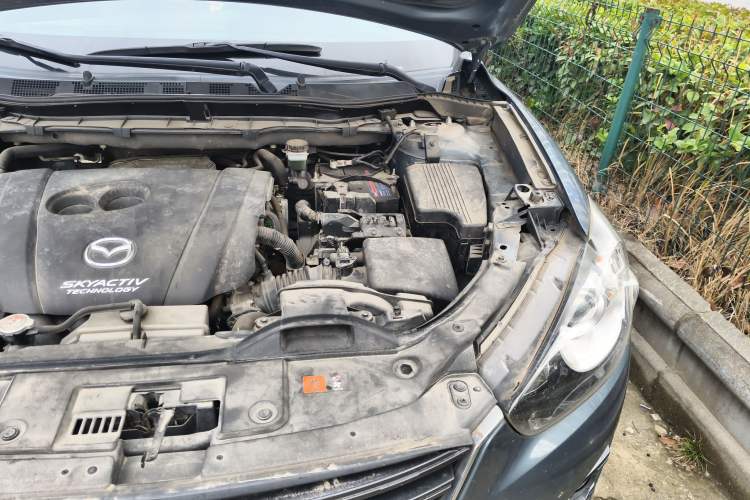 Used Mazda CX-5 2015 2.0L Manual Two-Wheel Drive Comfort Version Engine Bay Left