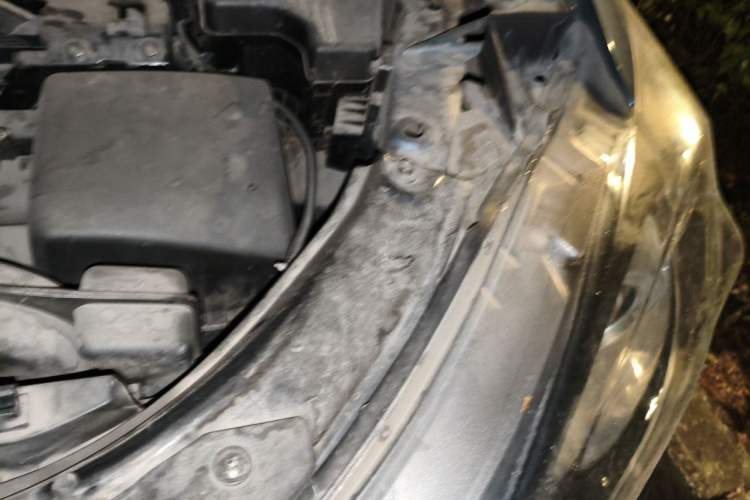 Used Mazda CX-5 2015 2.0L Automatic Two-Wheel Drive Urban Version Engine Bay Left