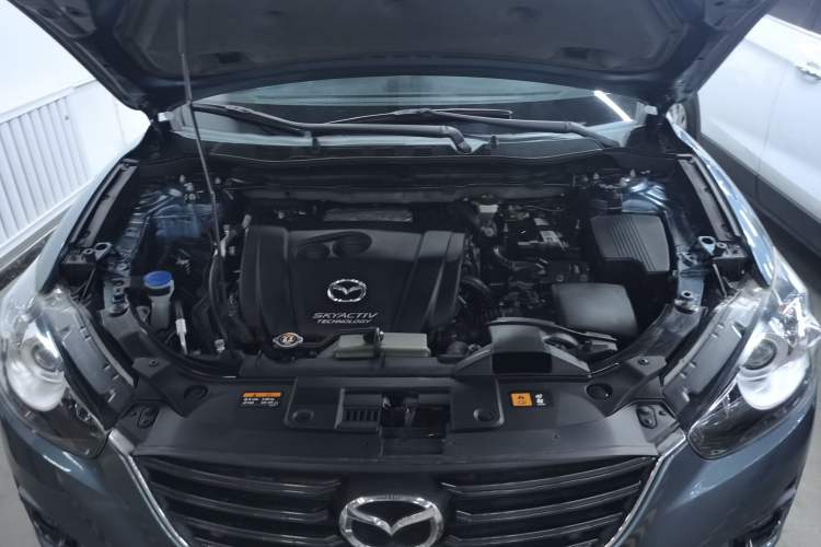 Used Mazda CX-5 2015 2.0L Automatic Two-Wheel Drive Urban Version Engine Bay