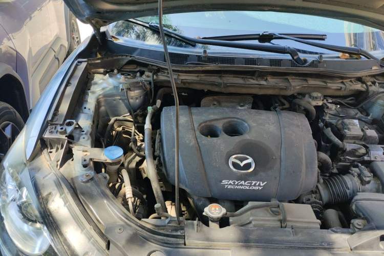 Used Mazda CX-5 2015 2.5L Automatic 4x4 Flagship Model Engine Bay Right