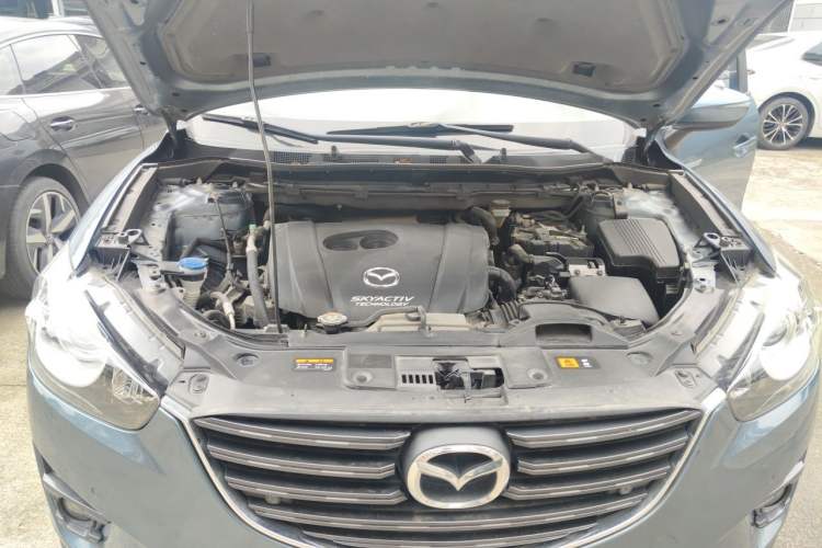 Used Mazda CX-5 2015 2.0L Automatic Two-Wheel Drive Urban Version Engine Bay