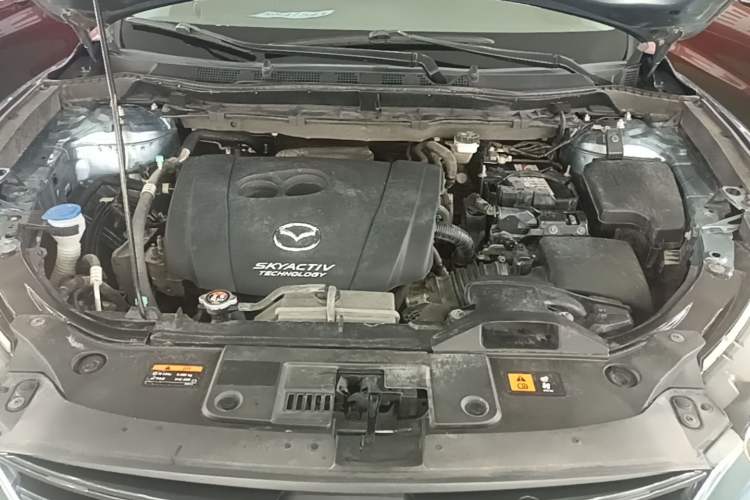 Used Mazda CX-5 2015 2.0L Automatic Two-Wheel Drive Urban Version Engine Bay
