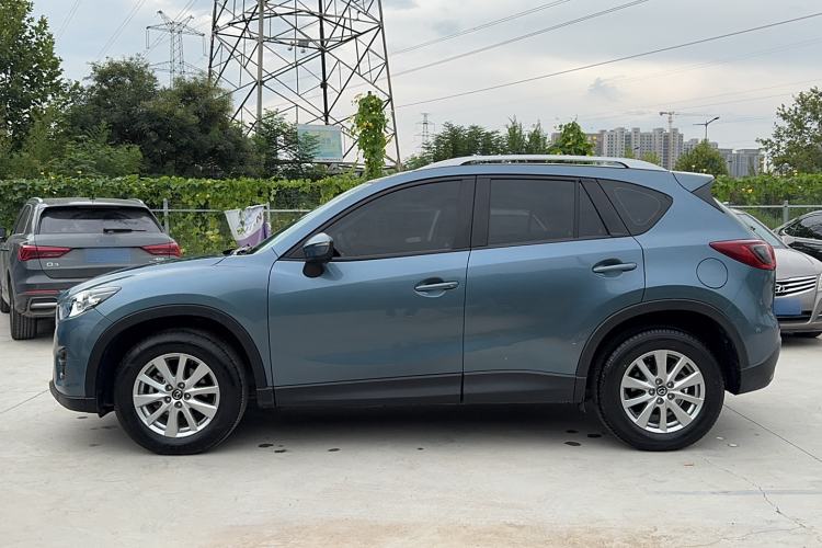 Used Mazda CX-5 2015 2.0L Automatic Two-Wheel Drive Urban Version Exterior 5