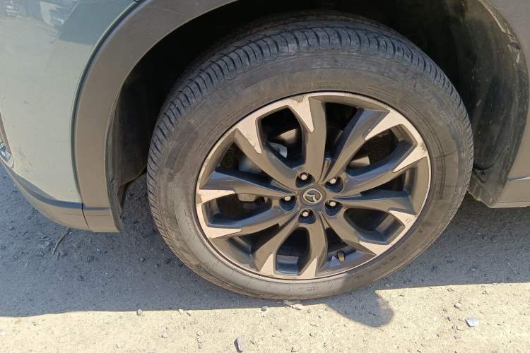 Used Mazda CX-5 2015 2.5L Automatic 4x4 Flagship Model Exterior 6