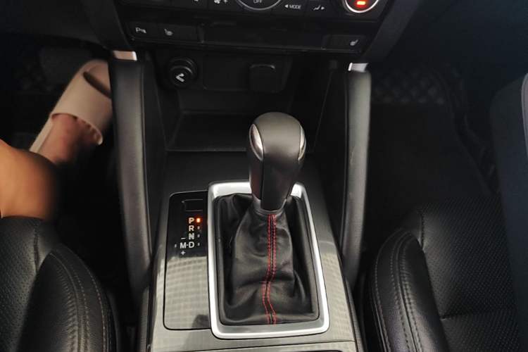 Used Mazda CX-5 2015 2.5L Automatic 4x4 Prestige Edition Gear Lever