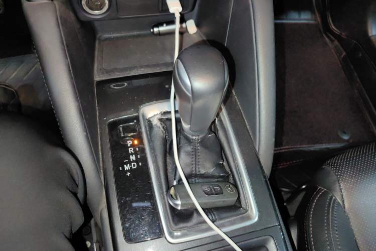 Used Mazda CX-5 2015 2.5L Automatic 4x4 Prestige Edition Gear Lever