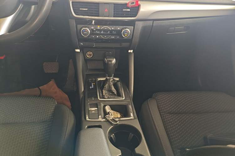 Used Mazda CX-5 2015 2.0L Automatic Two-Wheel Drive Urban Version Gear Lever