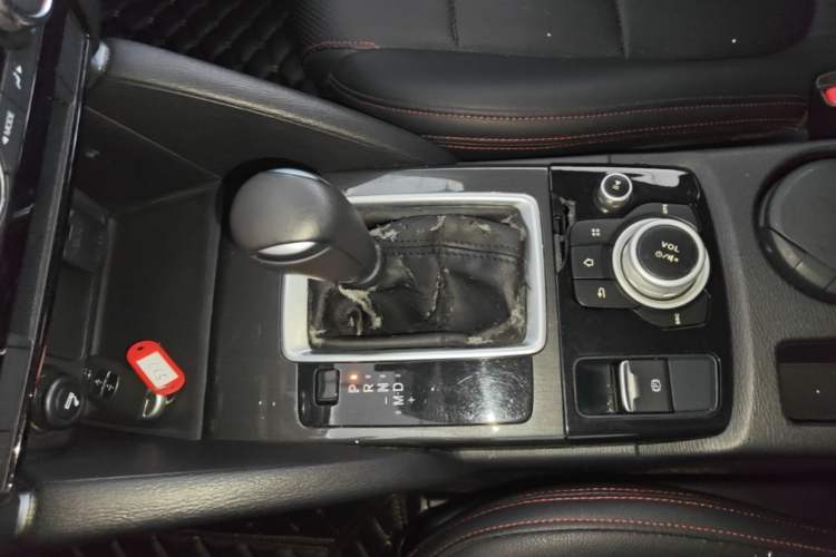 Used Mazda CX-5 2015 2.0L Automatic Two-Wheel Drive Urban Version Gear Lever