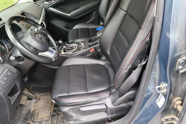 Used Mazda CX-5 2015 2.0L Automatic Two-Wheel Drive Urban Version Left Front Seat