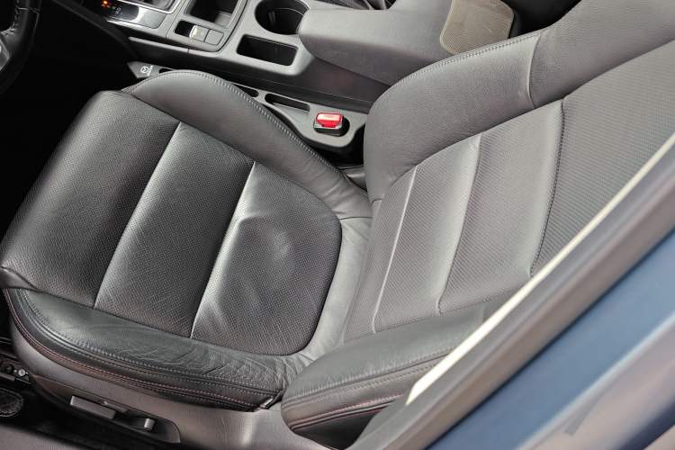Used Mazda CX-5 2015 2.0L Automatic 4x4 Luxury Edition Left Front Seat