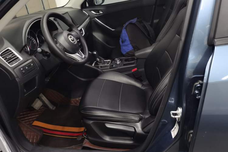 Used Mazda CX-5 2015 2.0L Automatic Two-Wheel Drive Urban Version Left Front Seat