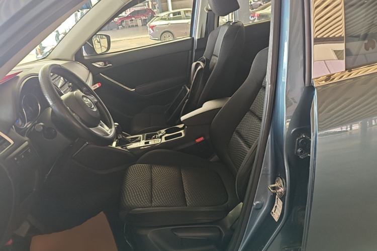 Used Mazda CX-5 2015 2.0L Automatic Two-Wheel Drive Urban Version Left Front Seat