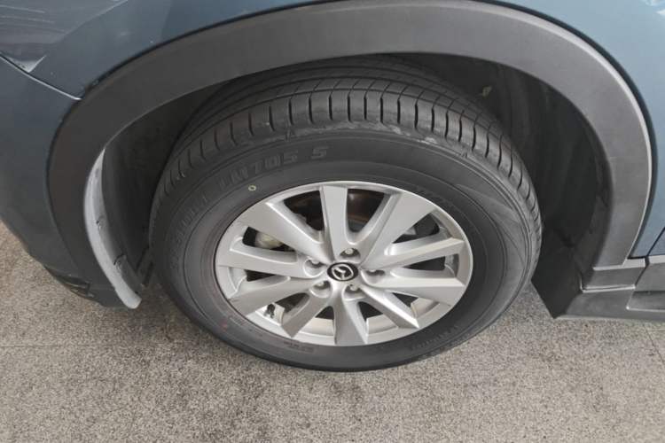 Used Mazda CX-5 2015 2.0L Automatic Two-Wheel Drive Urban Version Left Front Wheel Hub