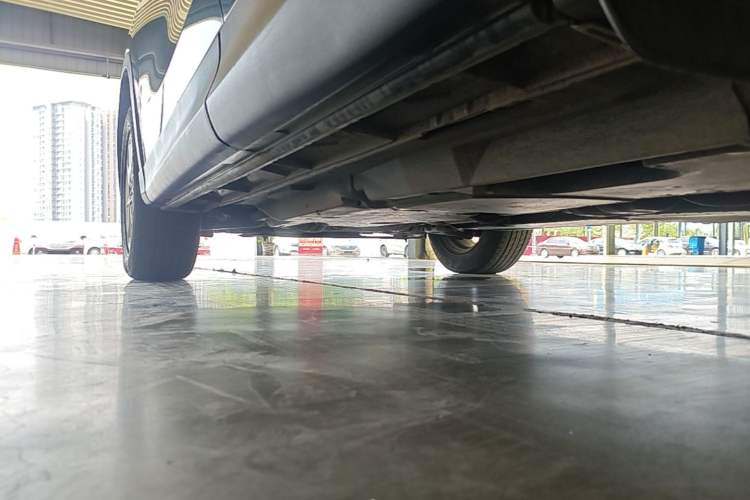 Used Mazda CX-5 2015 2.0L Automatic Two-Wheel Drive Urban Version Left Side Sill