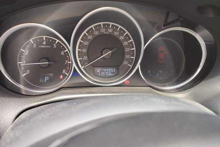 Used Mazda CX-5 2015 2.5L Automatic 4x4 Prestige Edition Odometer Close Up