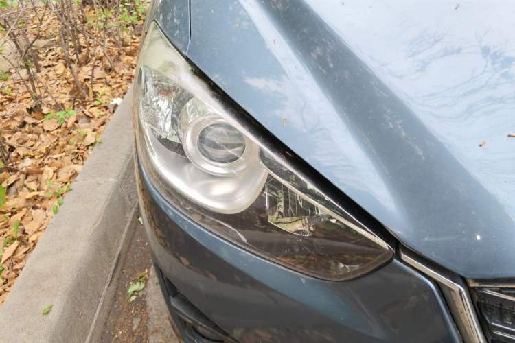 Used Mazda CX-5 2015 2.0L Automatic Two-Wheel Drive Urban Version Right Front Headlight