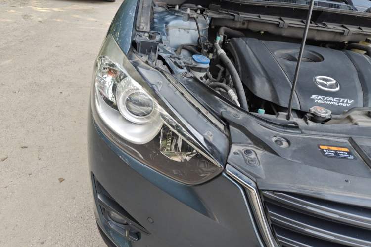 Used Mazda CX-5 2015 2.0L Automatic Two-Wheel Drive Urban Version Right Front Headlight