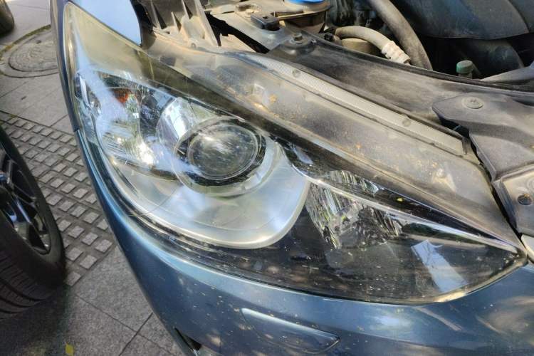 Used Mazda CX-5 2015 2.5L Automatic 4x4 Flagship Model Right Front Headlight