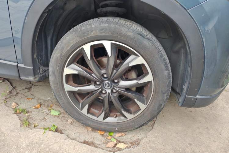 Used Mazda CX-5 2015 2.5L Automatic 4x4 Prestige Edition Right Front Wheel Hub