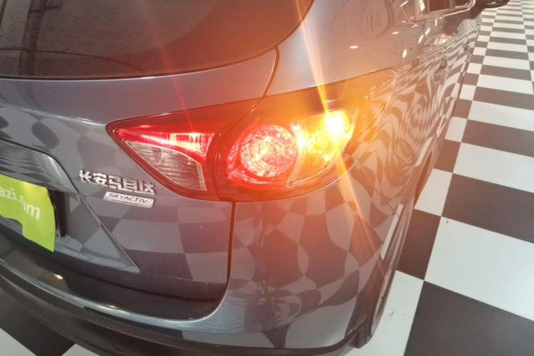 Used Mazda CX-5 2015 2.0L Automatic Two-Wheel Drive Urban Version Right Rear Taillight