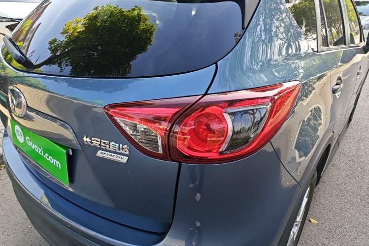 Used Mazda CX-5 2015 2.0L Automatic 4x4 Luxury Edition Right Rear Taillight
