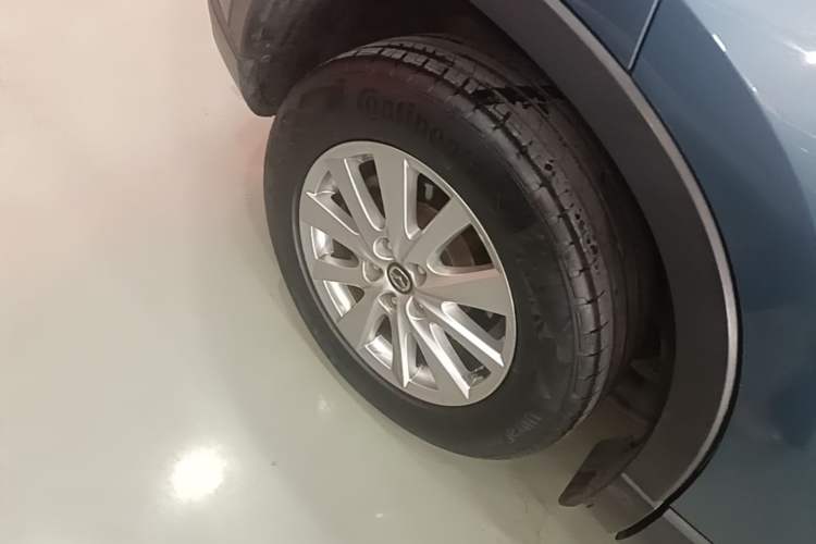 Used Mazda CX-5 2015 2.0L Automatic Two-Wheel Drive Urban Version Right Rear Wheel Hub