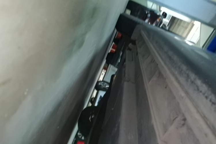 Used Mazda CX-5 2015 2.0L Automatic Two-Wheel Drive Urban Version Right Side Sill