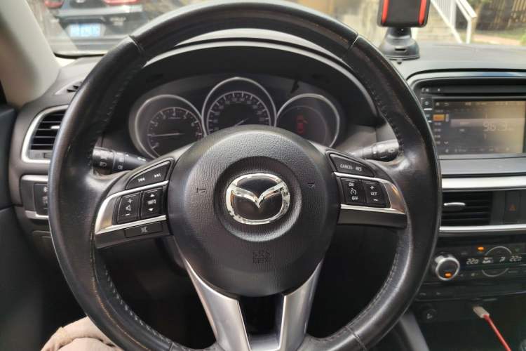 Used Mazda CX-5 2015 2.5L Automatic 4x4 Prestige Edition Steering Wheel