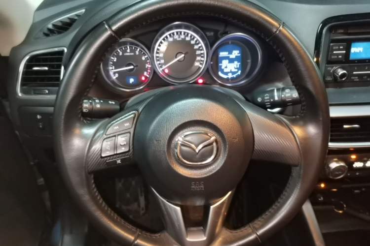 Used Mazda CX-5 2015 2.0L Automatic Two-Wheel Drive Urban Version Steering Wheel