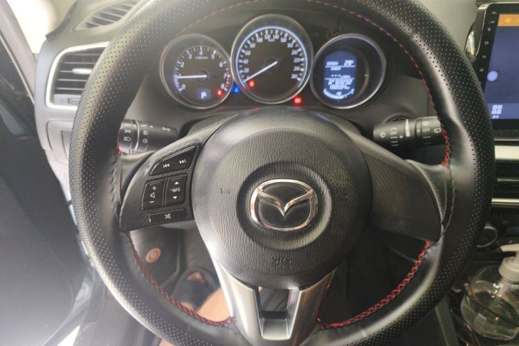 Used Mazda CX-5 2015 2.0L Automatic Two-Wheel Drive Urban Version Steering Wheel