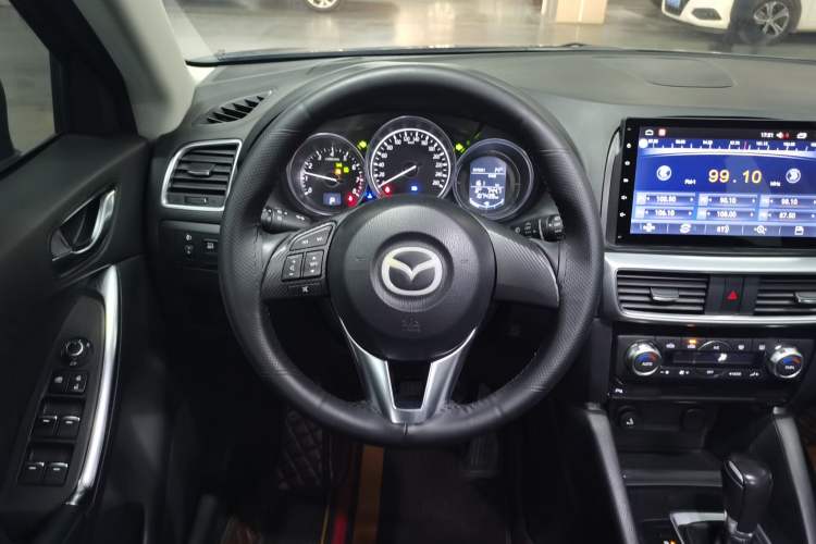 Used Mazda CX-5 2015 2.0L Automatic Two-Wheel Drive Urban Version Steering Wheel