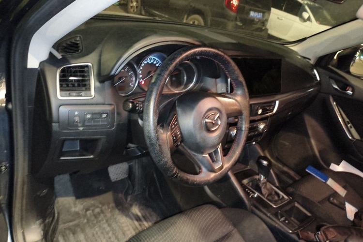 Used Mazda CX-5 2015 2.0L Automatic Two-Wheel Drive Urban Version Steering Wheel