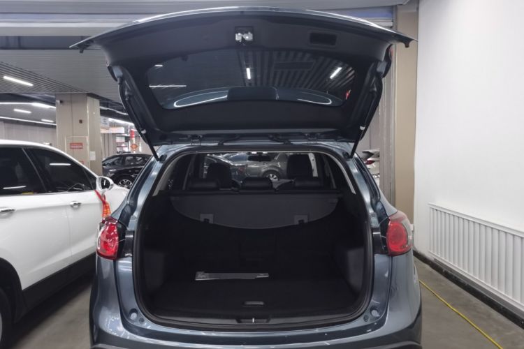 Used Mazda CX-5 2015 2.0L Automatic Two-Wheel Drive Urban Version Trunk