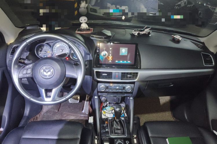 Used Mazda CX-5 2015 2.0L Automatic Two-Wheel Drive Urban Version Center Console
