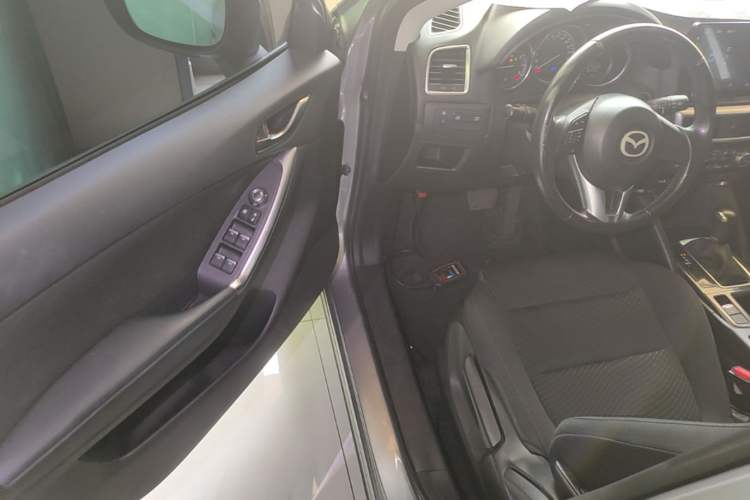 Used Mazda CX-5 2015 2.0L Automatic Two-Wheel Drive Urban Version Driver Seat