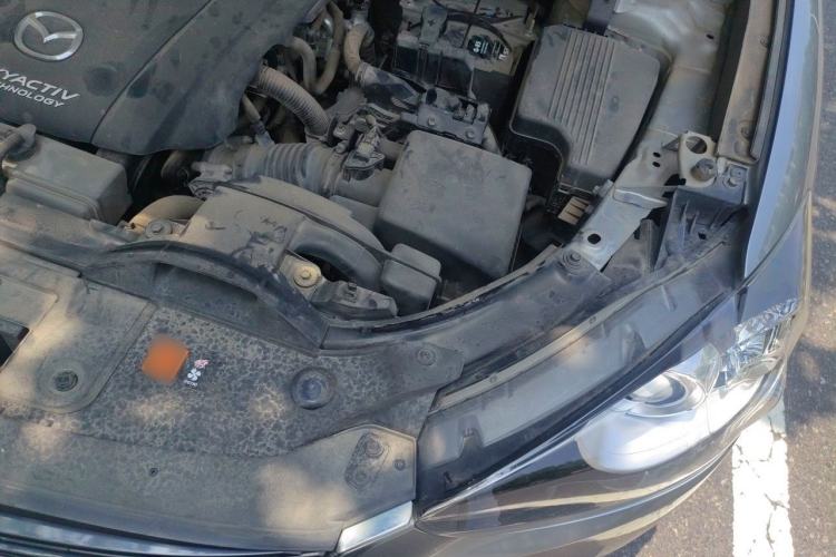 Used Mazda CX-5 2015 2.0L Automatic Two-Wheel Drive Urban Version Engine Bay Left