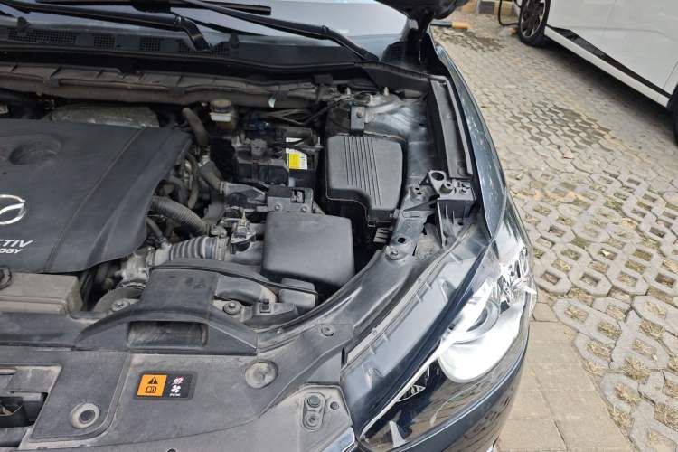 Used Mazda CX-5 2015 2.0L Automatic Two-Wheel Drive Urban Version Engine Bay Left