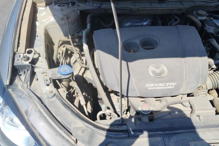 Used Mazda CX-5 2015 2.0L Automatic 2WD Comfort Edition Engine Bay Right