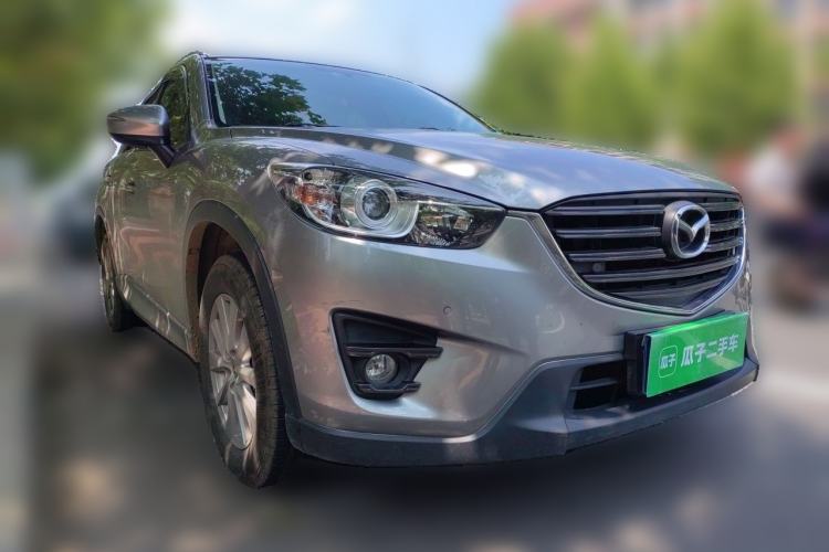 Used Mazda CX-5 2015 2.0L Automatic Two-Wheel Drive Urban Version Front Right 45 Deg
