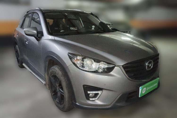 Used Mazda CX-5 2015 2.0L Automatic Two-Wheel Drive Urban Version Front Right 45 Deg