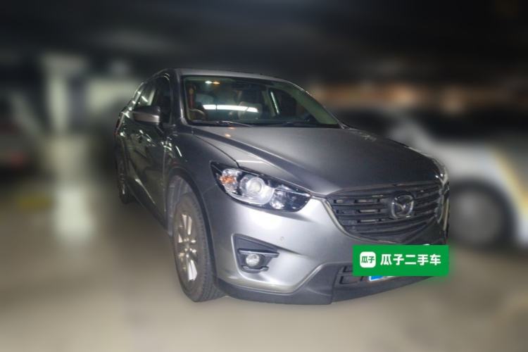 Used Mazda CX-5 2015 2.0L Automatic Two-Wheel Drive Urban Version Front Right 45 Deg
