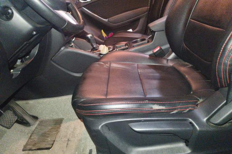 Used Mazda CX-5 2015 2.0L Automatic Two-Wheel Drive Urban Version Left Front Seat